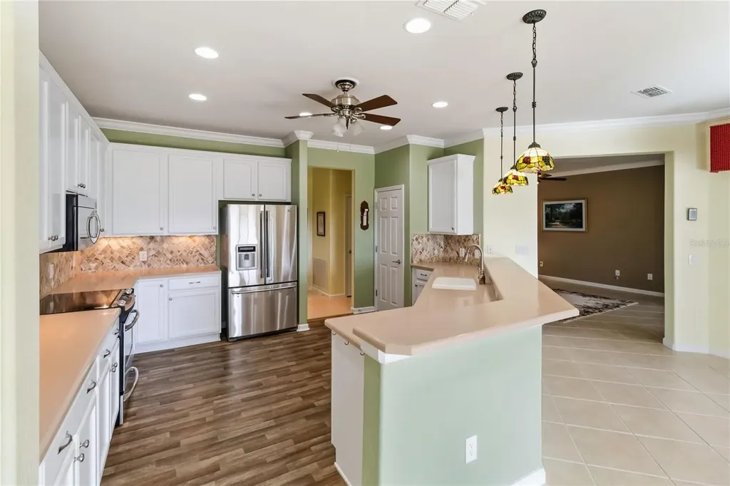 9439 SW 71st Loop Ocala FL 34481
