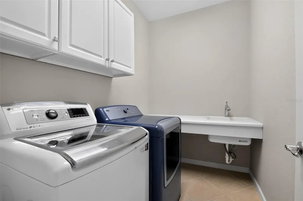 9439 SW 71st Loop Ocala FL 34481