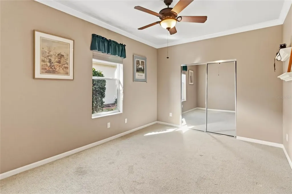 9439 SW 71st Loop Ocala FL 34481