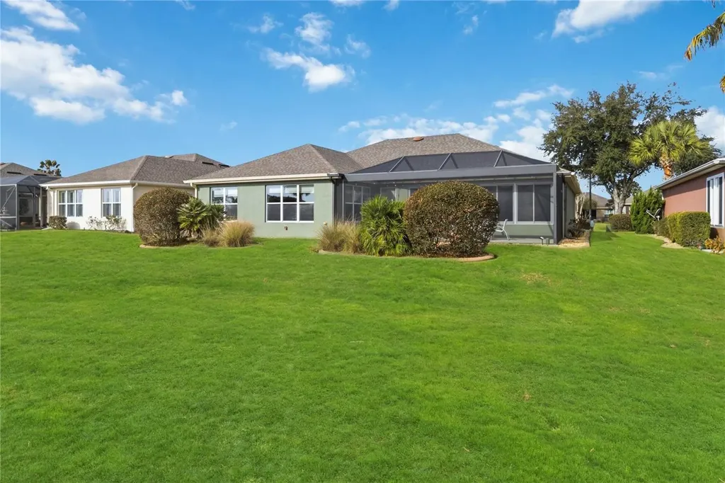 9439 SW 71st Loop Ocala FL 34481
