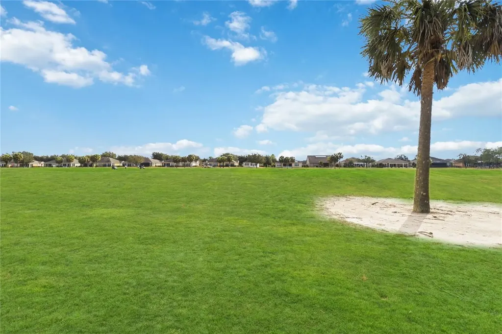 9439 SW 71st Loop Ocala FL 34481