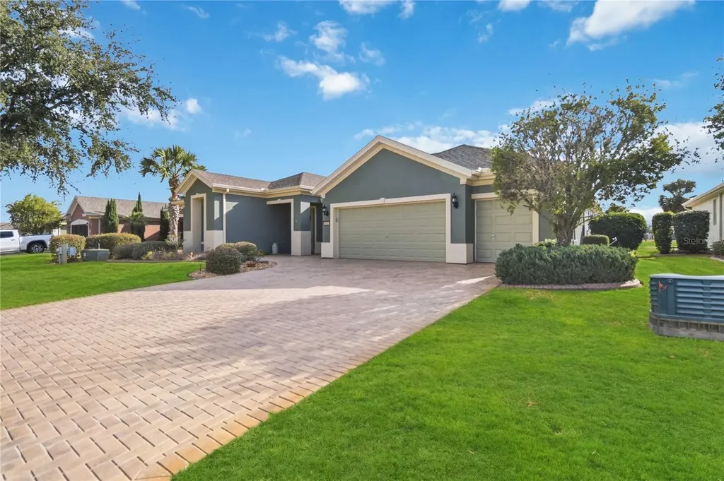 9439 SW 71st Loop Ocala FL 34481