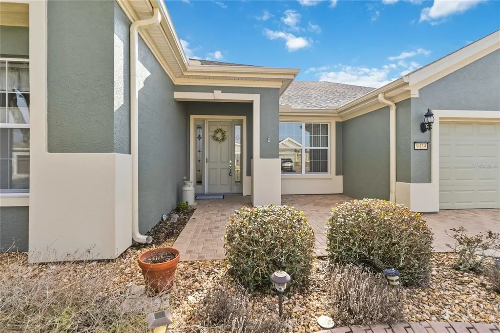 9439 SW 71st Loop Ocala FL 34481
