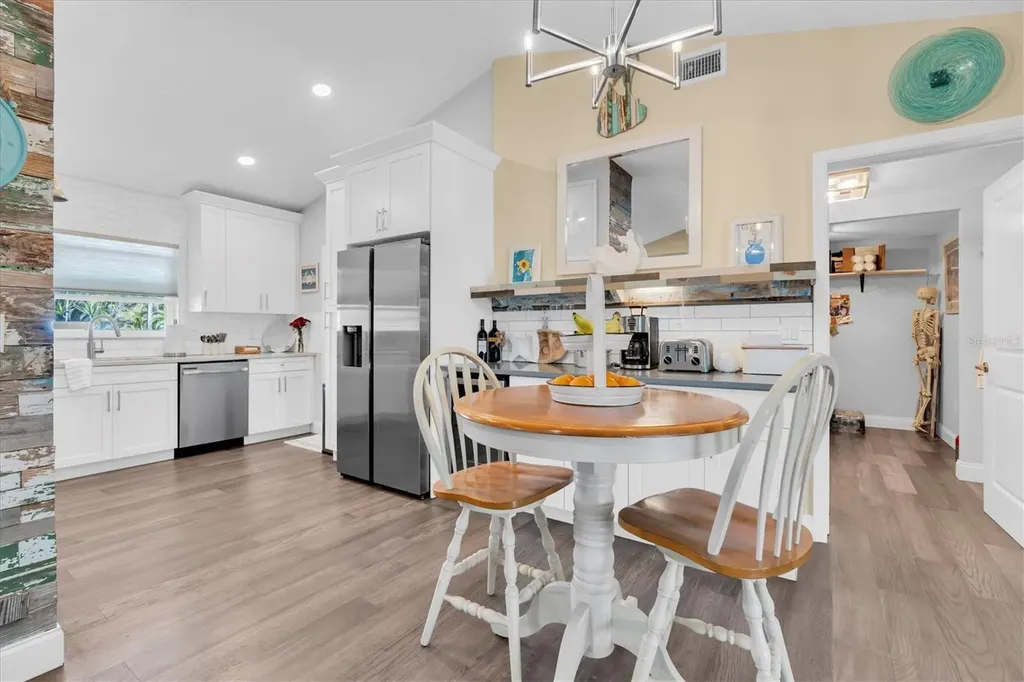 2534 Mineola Drive S Largo FL 33770
