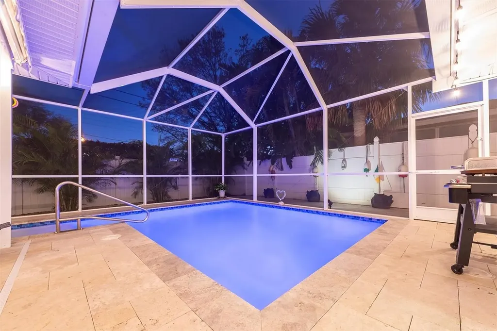 2534 Mineola Drive S Largo FL 33770