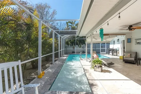 2534 Mineola Drive S Largo FL 33770