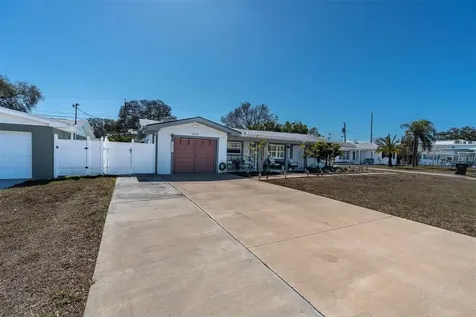 2534 Mineola Drive S Largo FL 33770