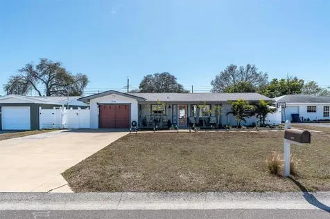 2534 Mineola Drive S Largo FL 33770
