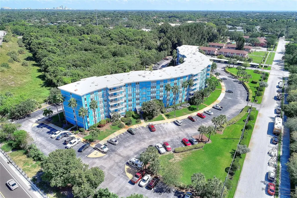 3315 58th Avenue S St Petersburg FL 33712
