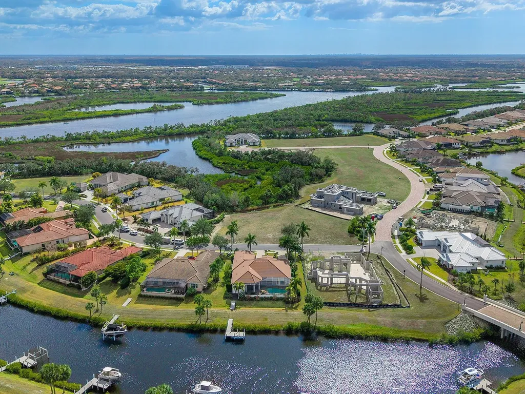 11708 Rive Isle Run Parrish FL 34219