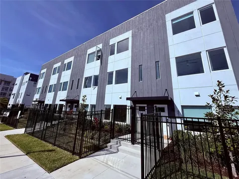 853 6TH Avenue S St Petersburg FL 33701