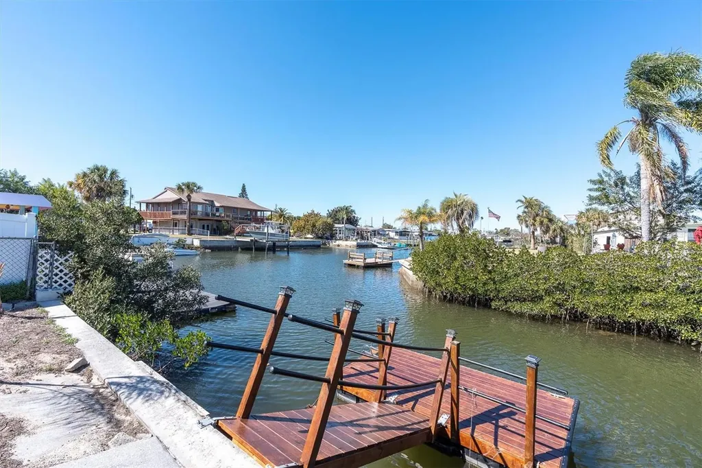 6627 Tower Drive Hudson FL 34667