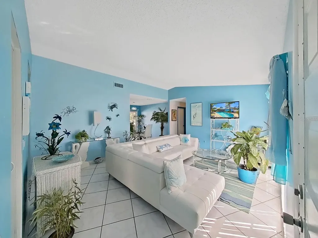 5205 Ripple Creek Drive Tampa FL 33625