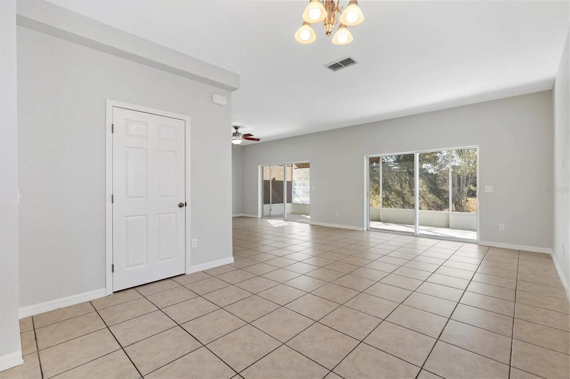 5186 NE 122nd Boulevard Oxford FL 34484