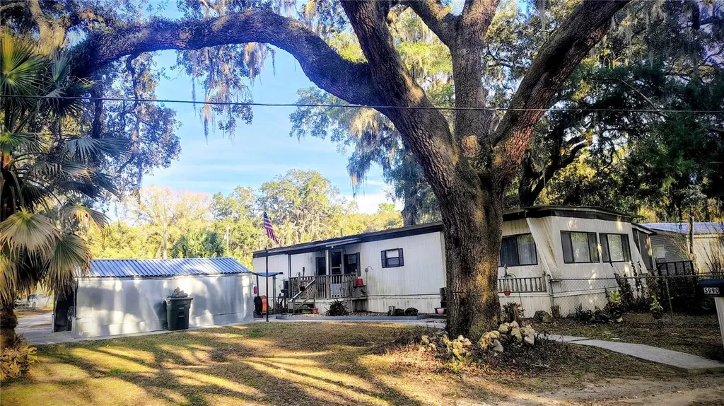5990 NE 37th Street Silver Springs FL 34488
