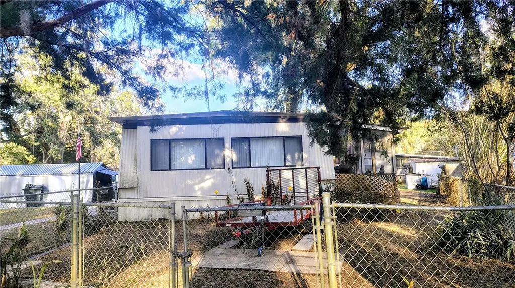 5990 NE 37th Street Silver Springs FL 34488