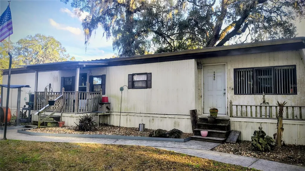 5990 NE 37th Street Silver Springs FL 34488