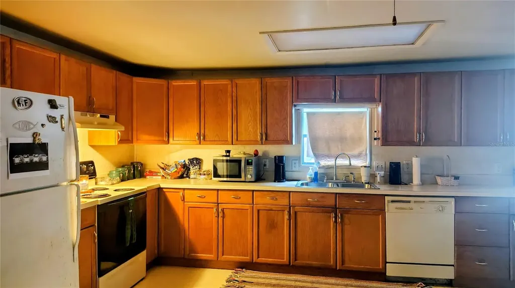 5990 NE 37th Street Silver Springs FL 34488
