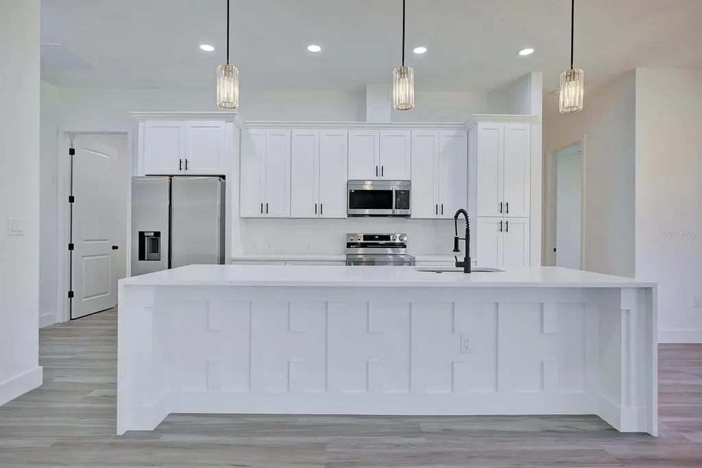 411 Volvo Avenue Sebring FL 33872