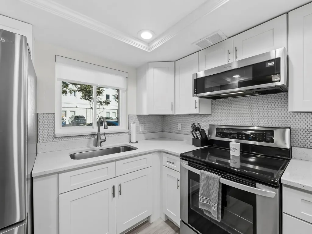 3751 S School Avenue Sarasota FL 34239