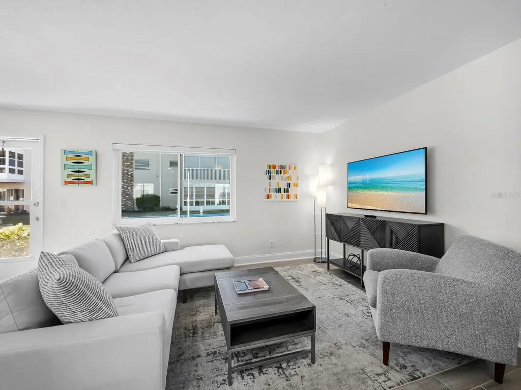 3751 S School Avenue Sarasota FL 34239