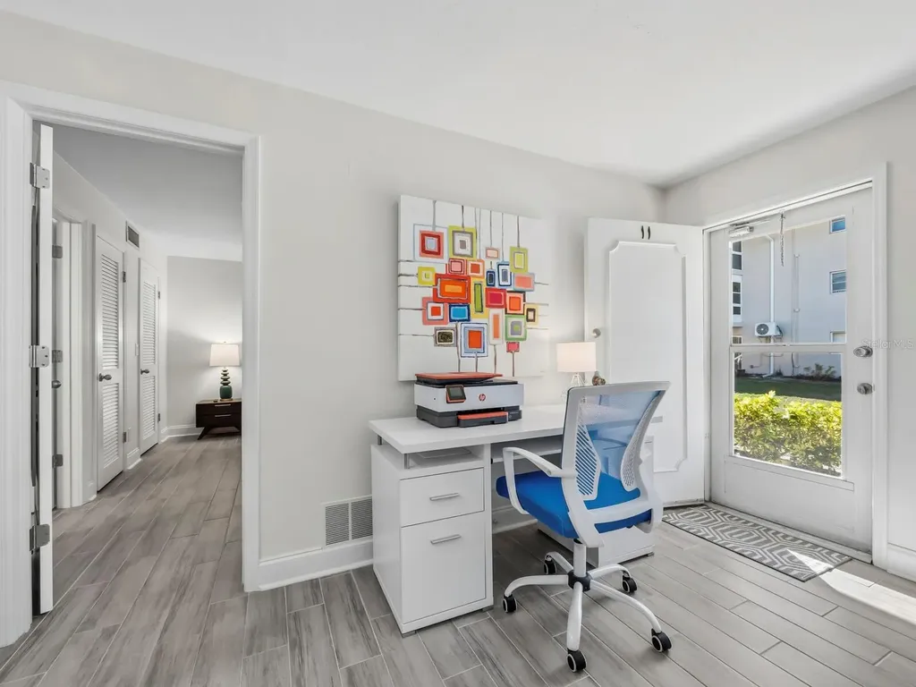 3751 S School Avenue Sarasota FL 34239