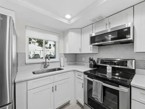 3751 S School Avenue Sarasota FL 34239