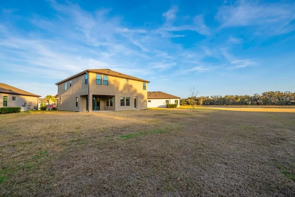 14604 Horse Trot Road Lithia FL 33547