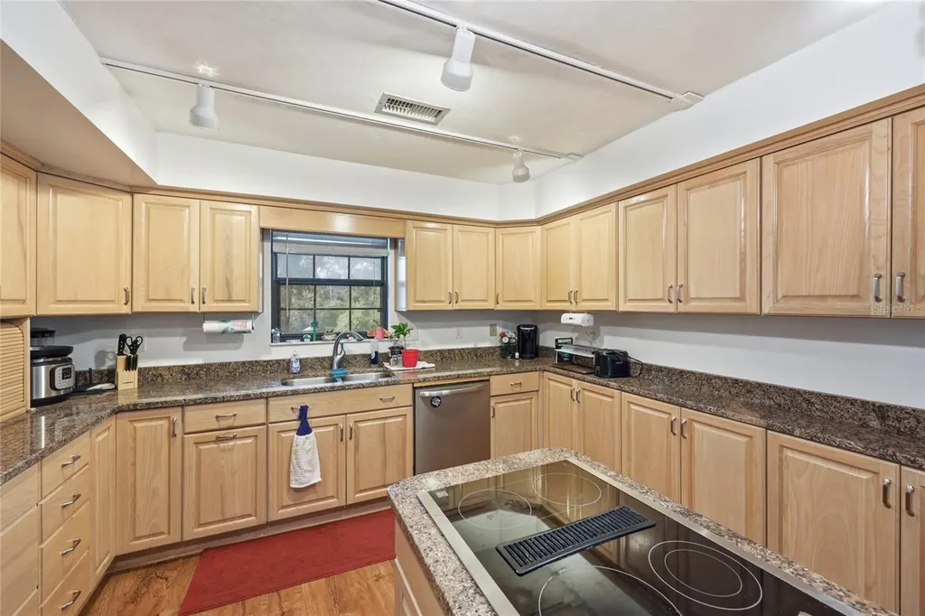 18784 NW 230th Street High Springs FL 32643