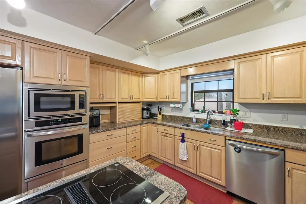 18784 NW 230th Street High Springs FL 32643