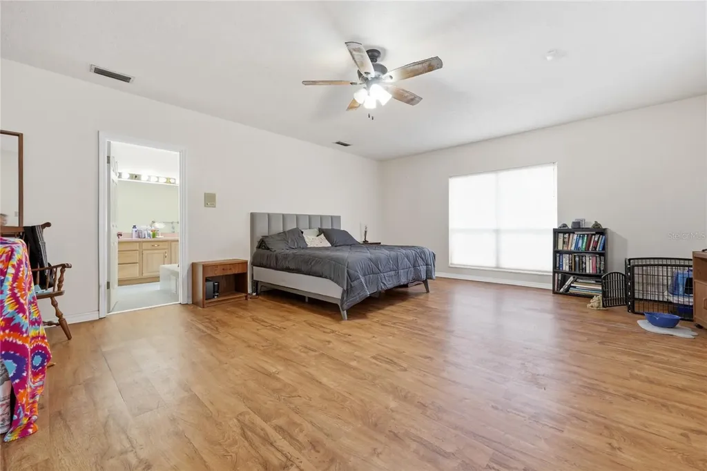 18784 NW 230th Street High Springs FL 32643