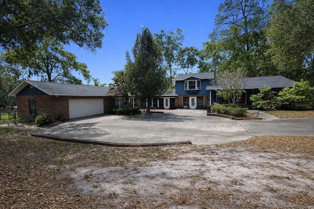 18784 NW 230th Street High Springs FL 32643
