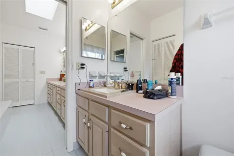18784 NW 230th Street High Springs FL 32643