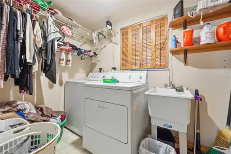 18784 NW 230th Street High Springs FL 32643