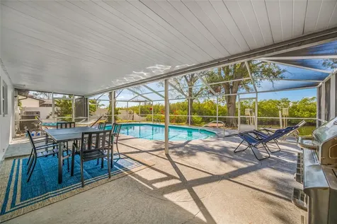 4622 Bay Crest Drive Tampa FL 33615