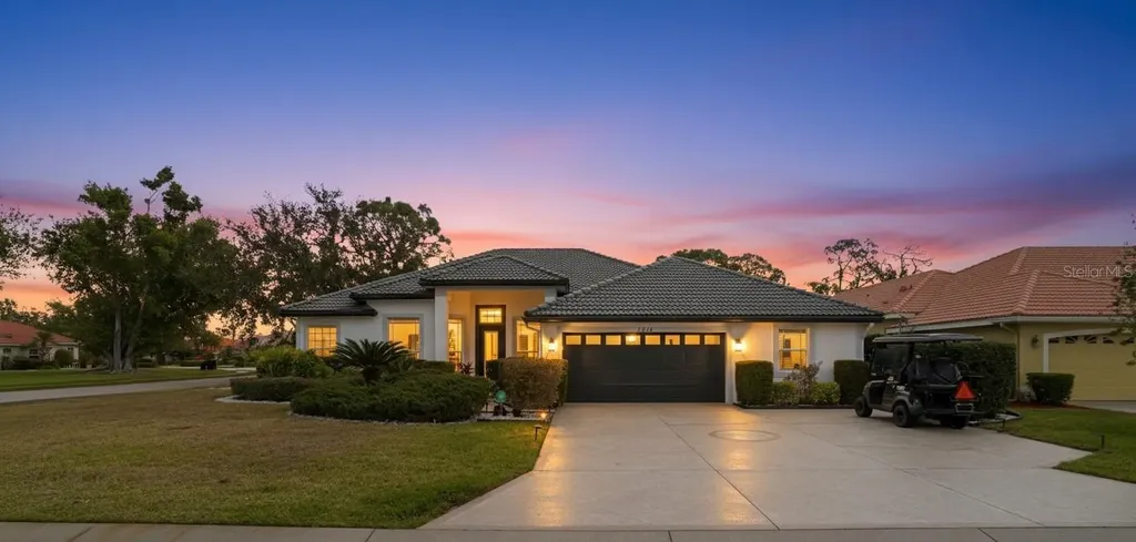 7215 Coachlight Street Sarasota FL 34243