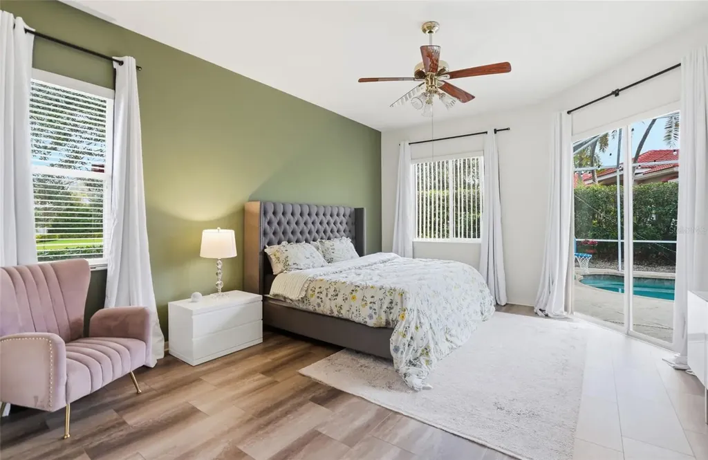 7215 Coachlight Street Sarasota FL 34243