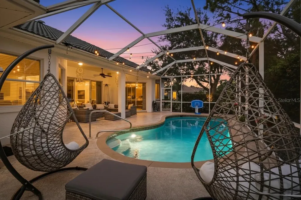 7215 Coachlight Street Sarasota FL 34243