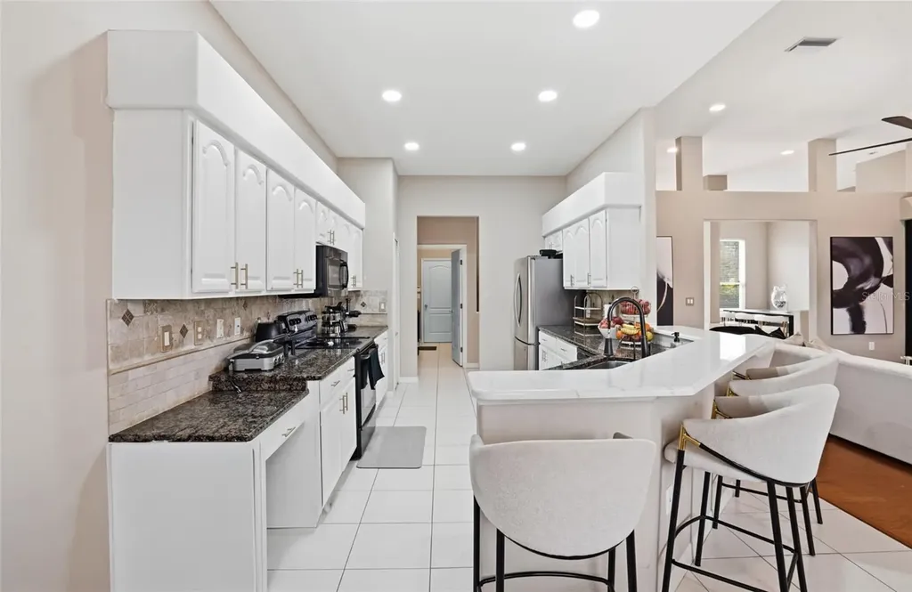 7215 Coachlight Street Sarasota FL 34243