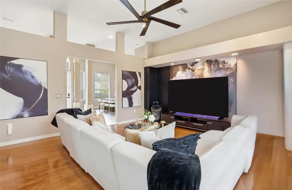 7215 Coachlight Street Sarasota FL 34243