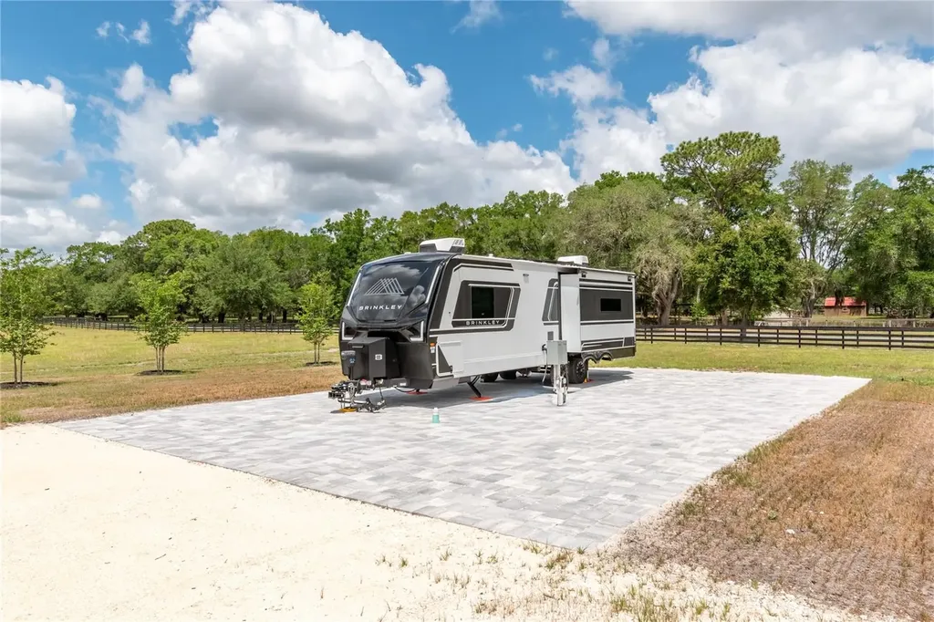 6170 NW 135th Avenue Morriston FL 32668