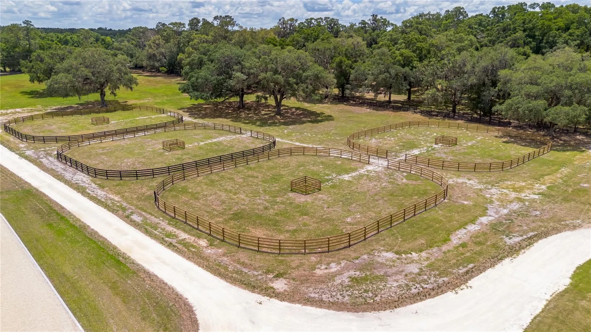 6170 NW 135th Avenue Morriston FL 32668