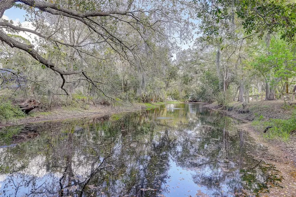 3696 Quiet Pond Lane Sarasota FL 34235