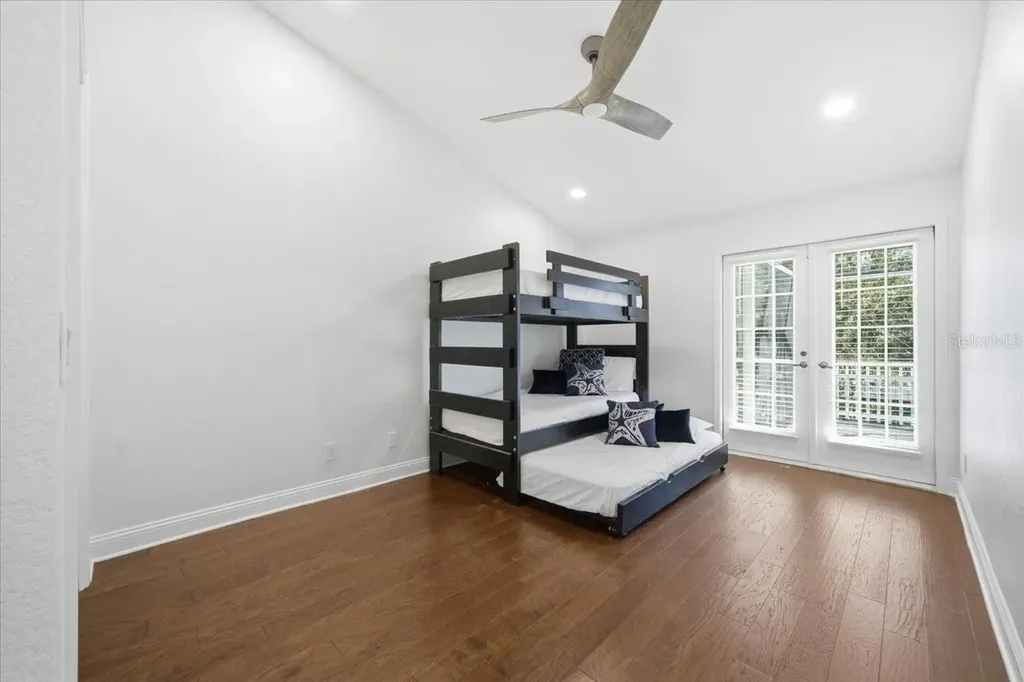 3049 Geiger Court Clearwater FL 33761