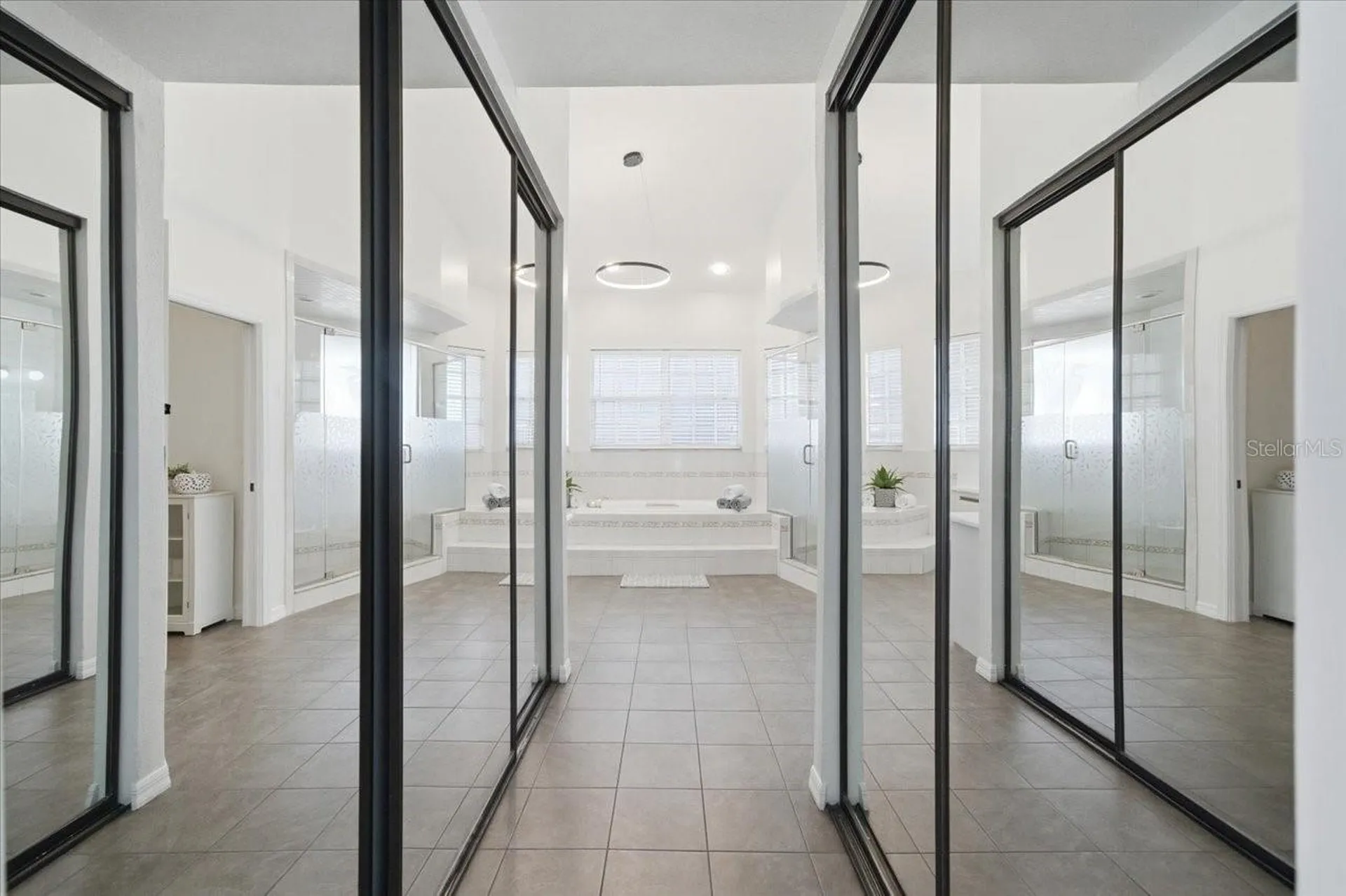 3049 Geiger Court Clearwater FL 33761