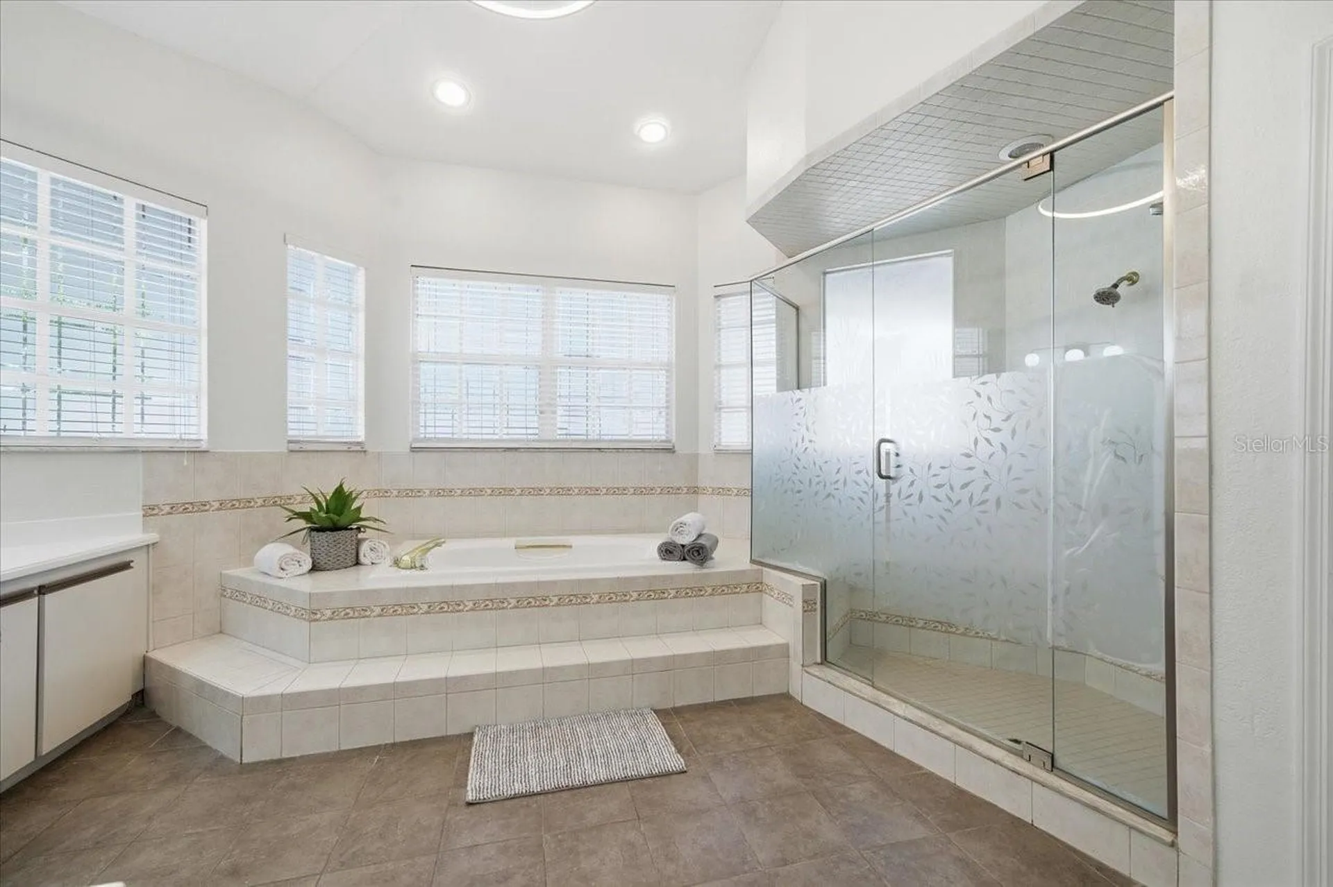 3049 Geiger Court Clearwater FL 33761