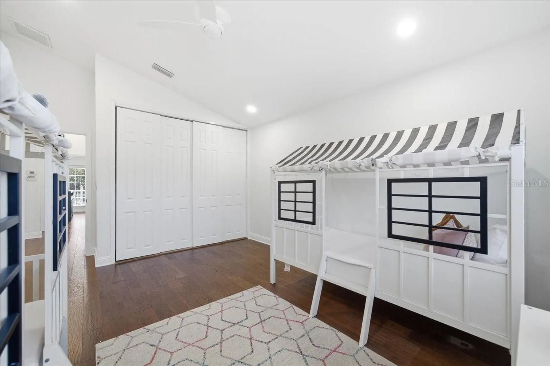 3049 Geiger Court Clearwater FL 33761