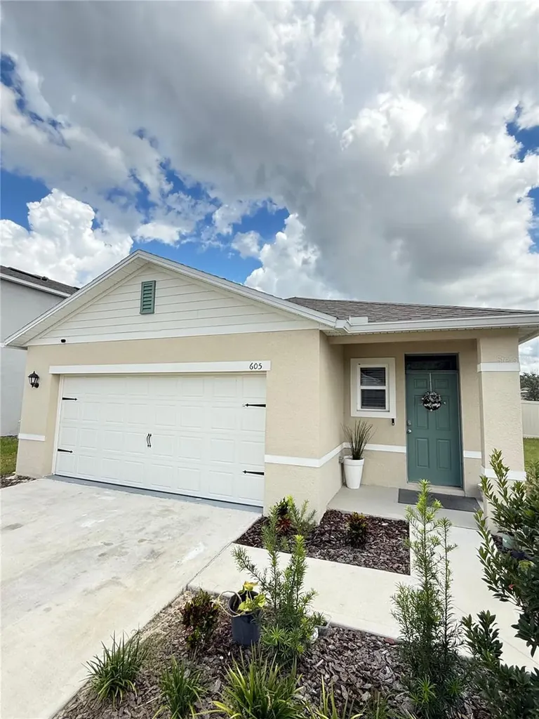 605 Park Place Boulevard Davenport FL 33837