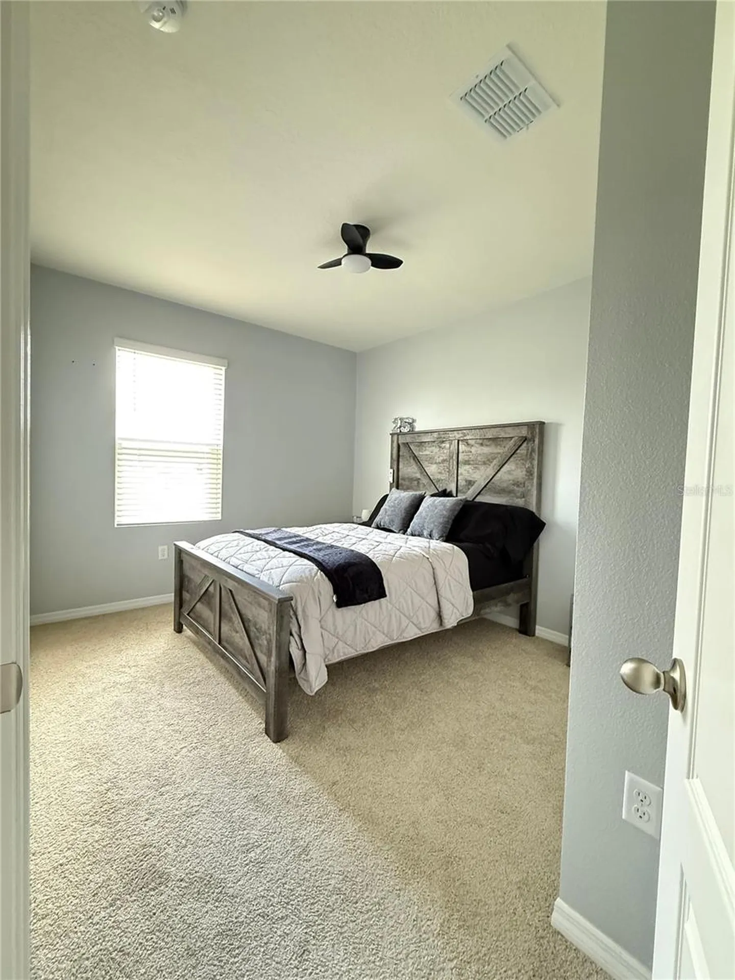 605 Park Place Boulevard Davenport FL 33837