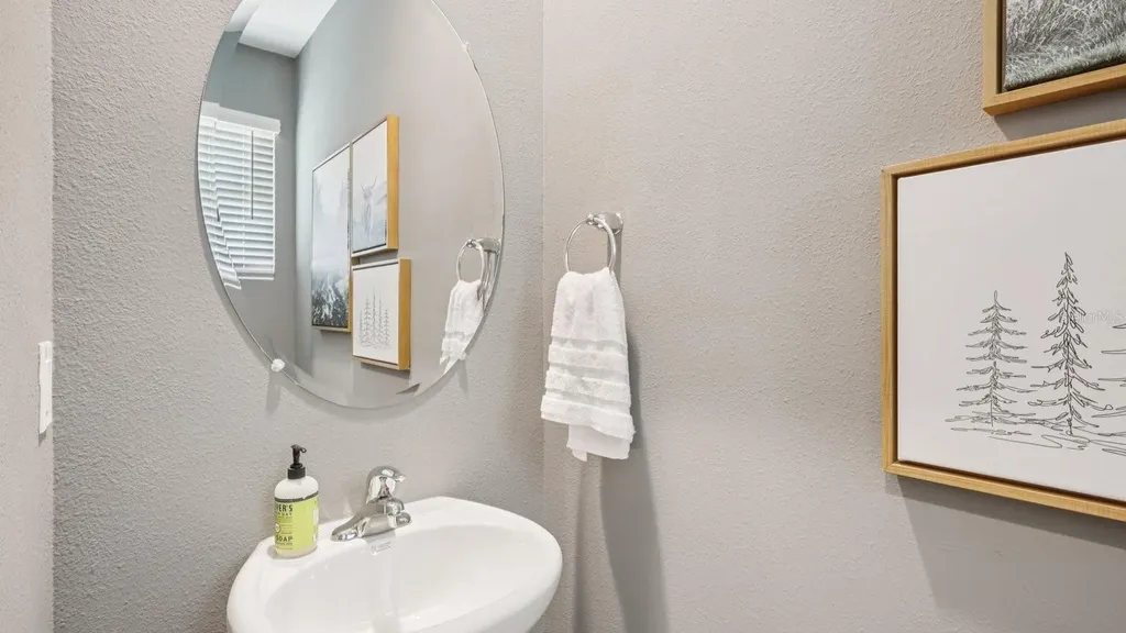 32451 Welling Blade Loop Wesley Chapel FL 33545